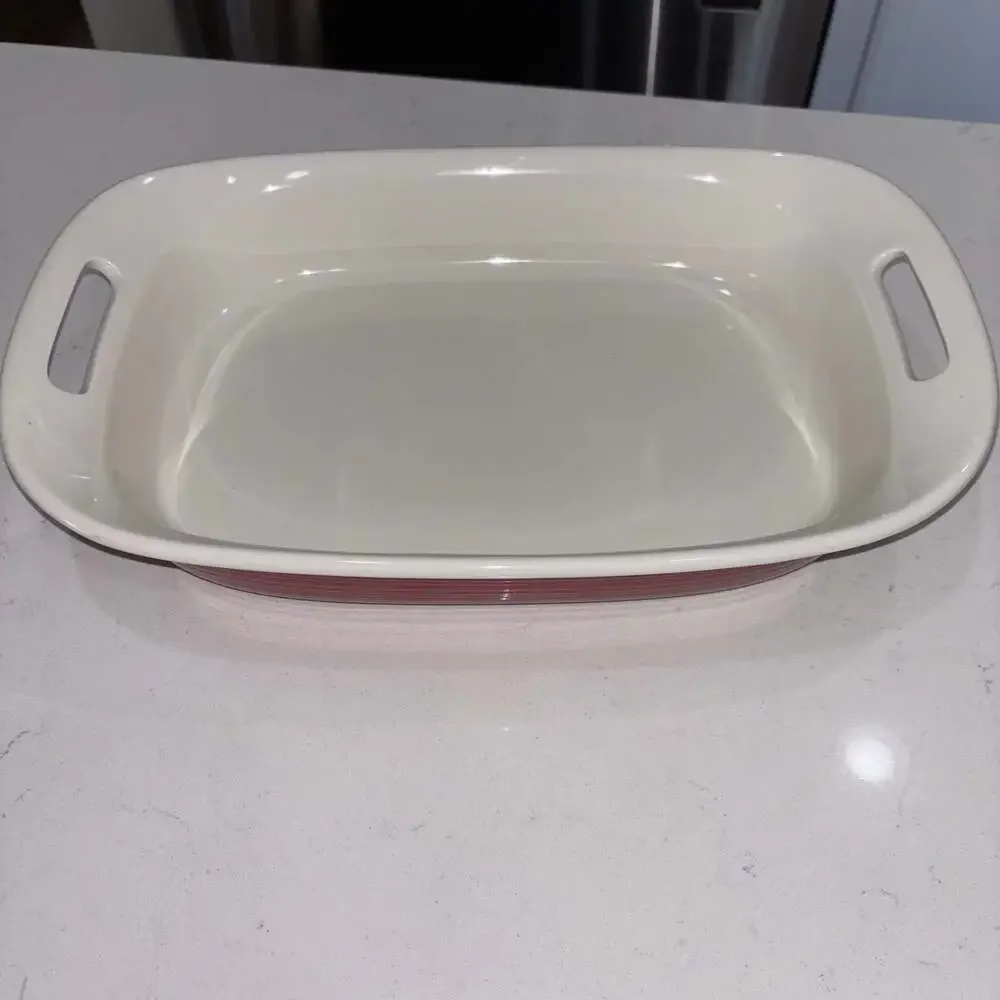 CorningWare Etch Red Stoneware 3qt / 2.85L Rectangular Baking Dish